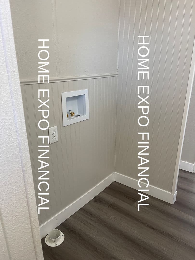 Moreno Valley House: 14969 Vinehill St.