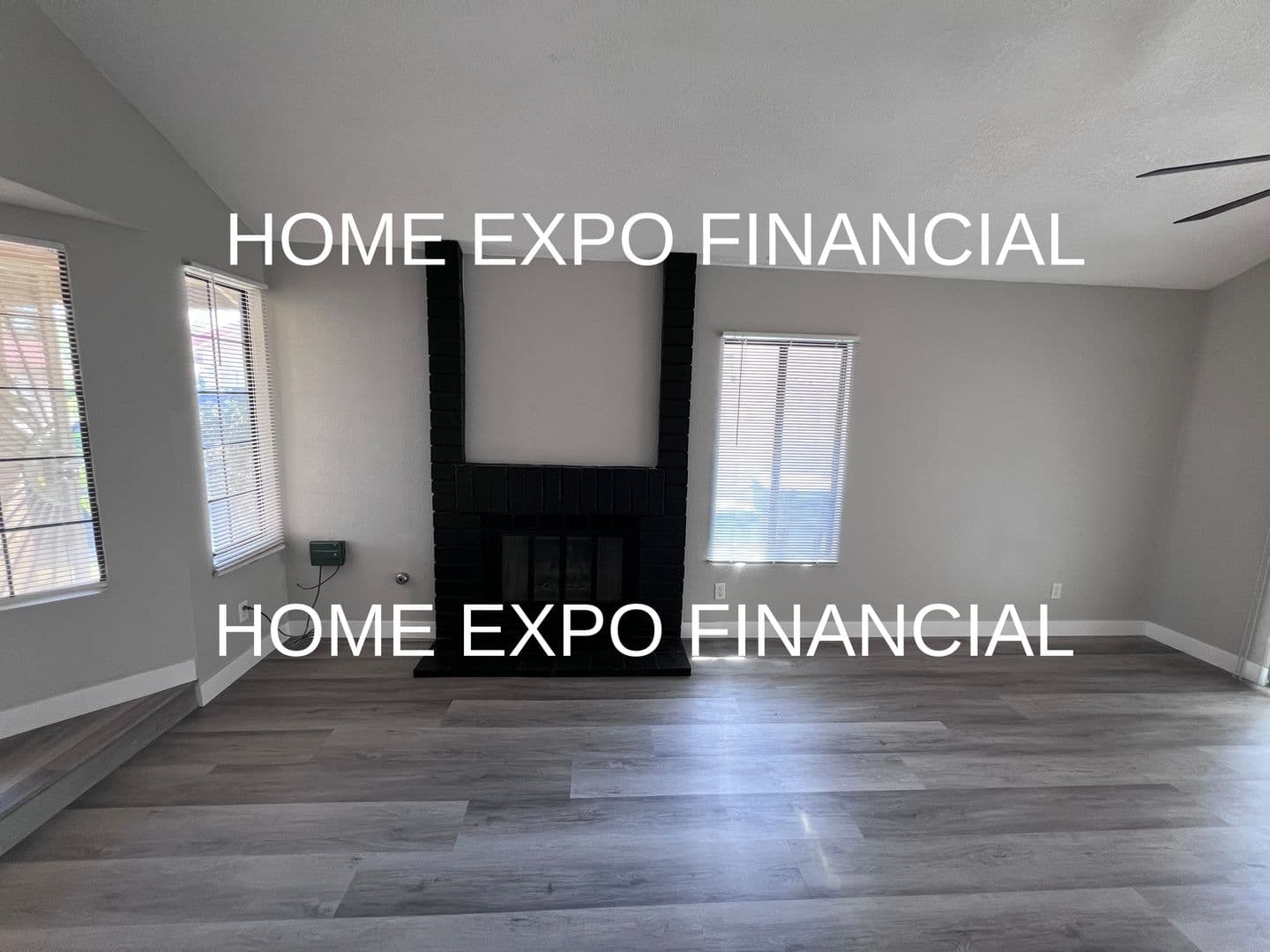 Corona House: 186 Breezewood Rd