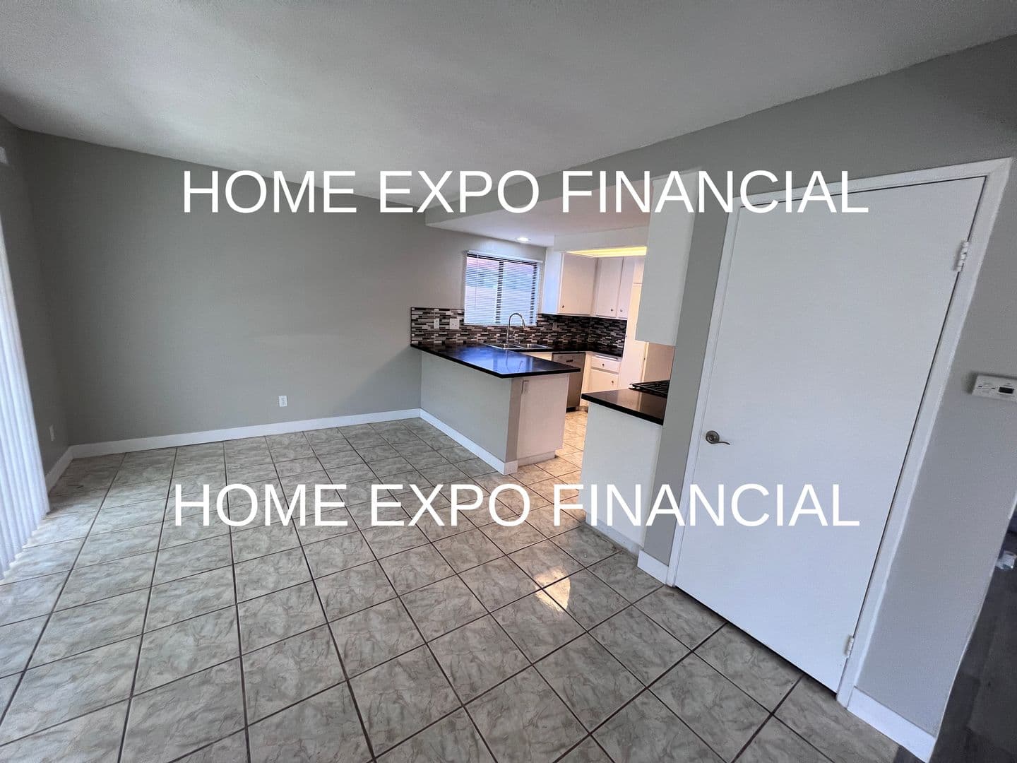 Corona House: 186 Breezewood Rd