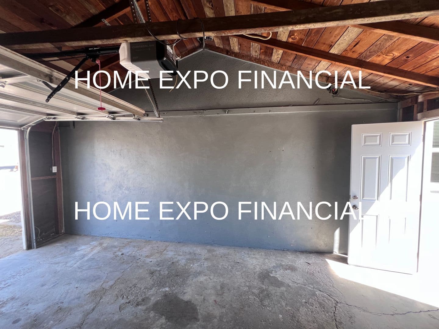 Riverside House: 4256 Avon St.