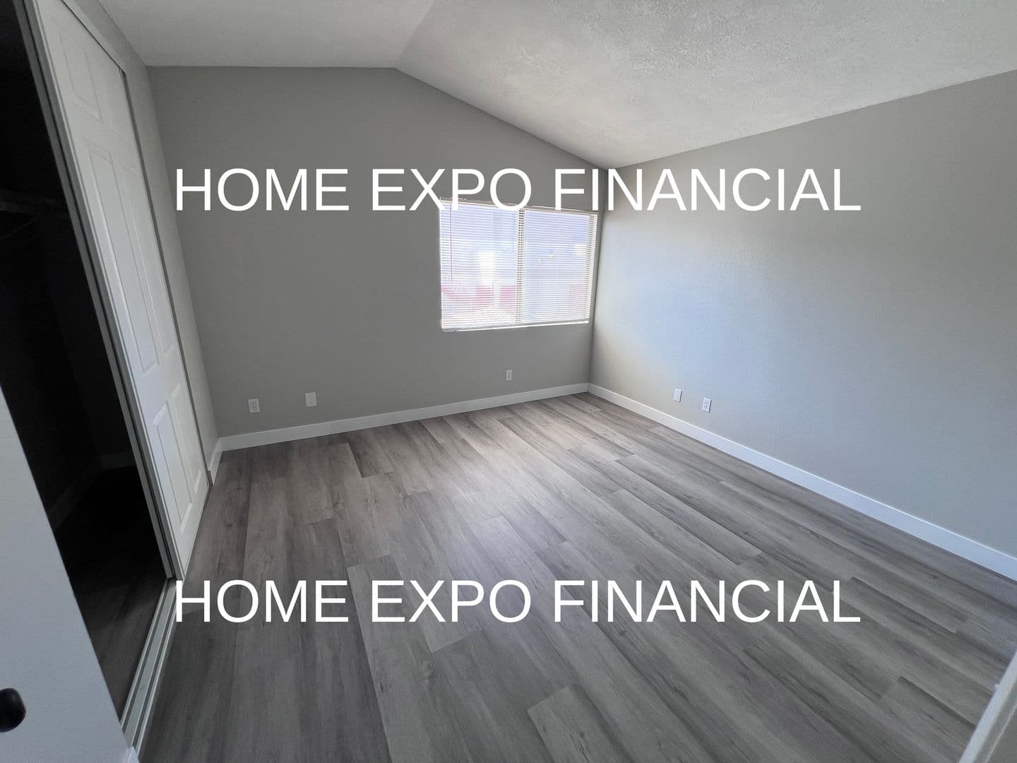 Corona House: 186 Breezewood Rd