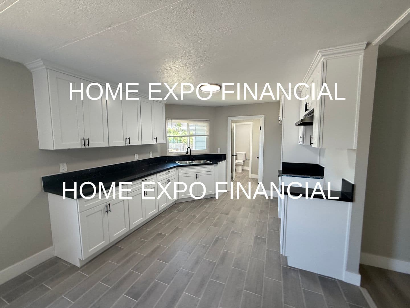 Perris House: 21660 Oak St.