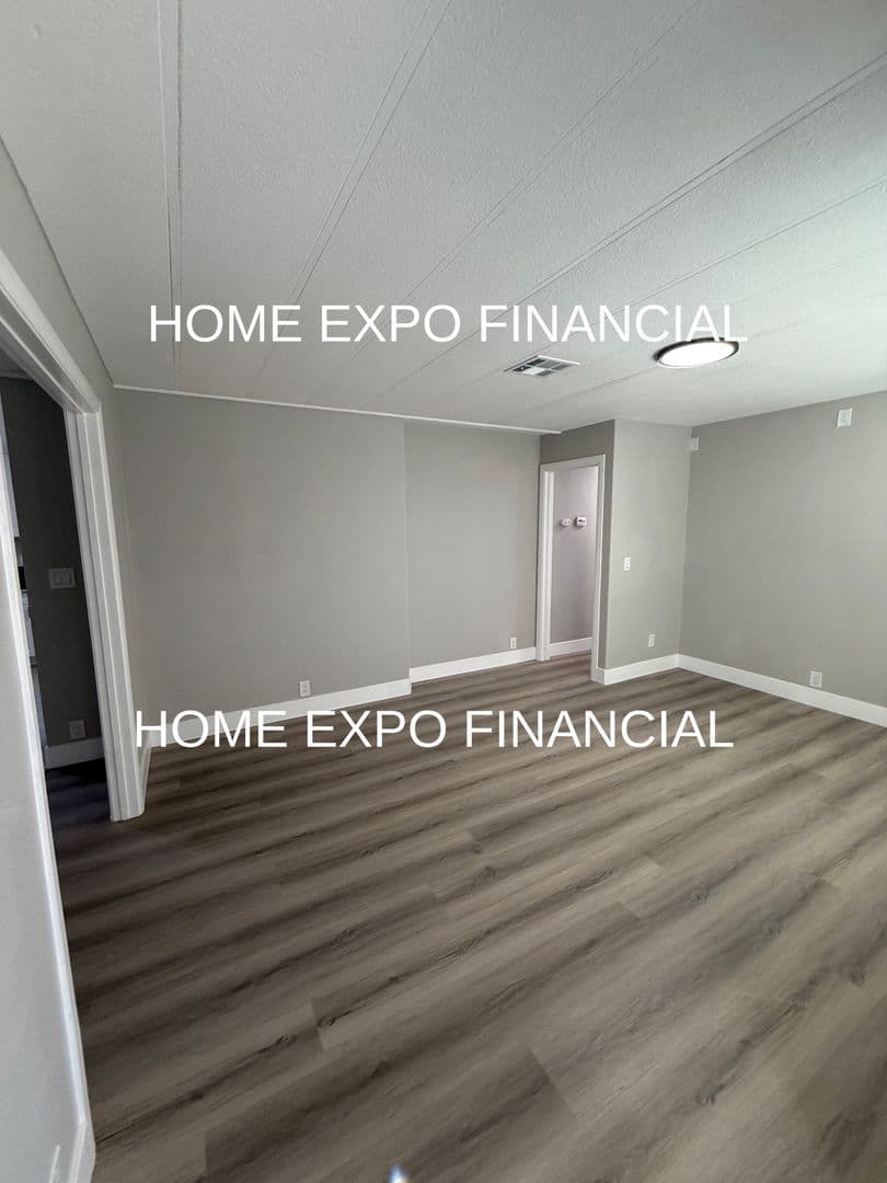 Perris House: 21660 Oak St.