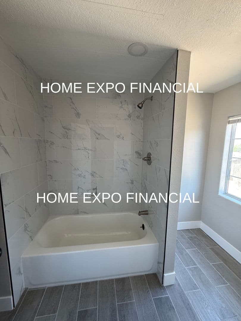 Perris House: 21660 Oak St.