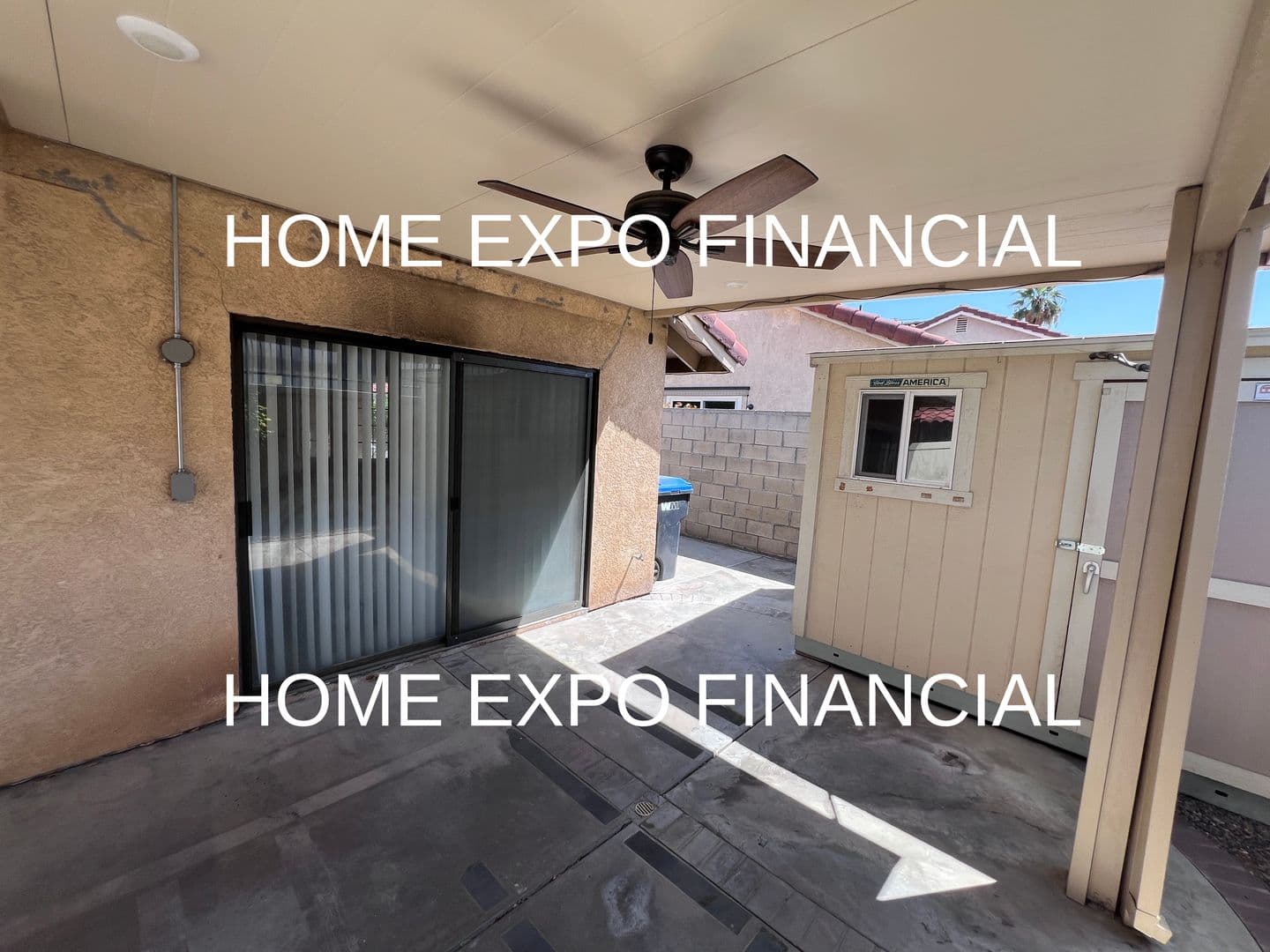 Corona House: 186 Breezewood Rd