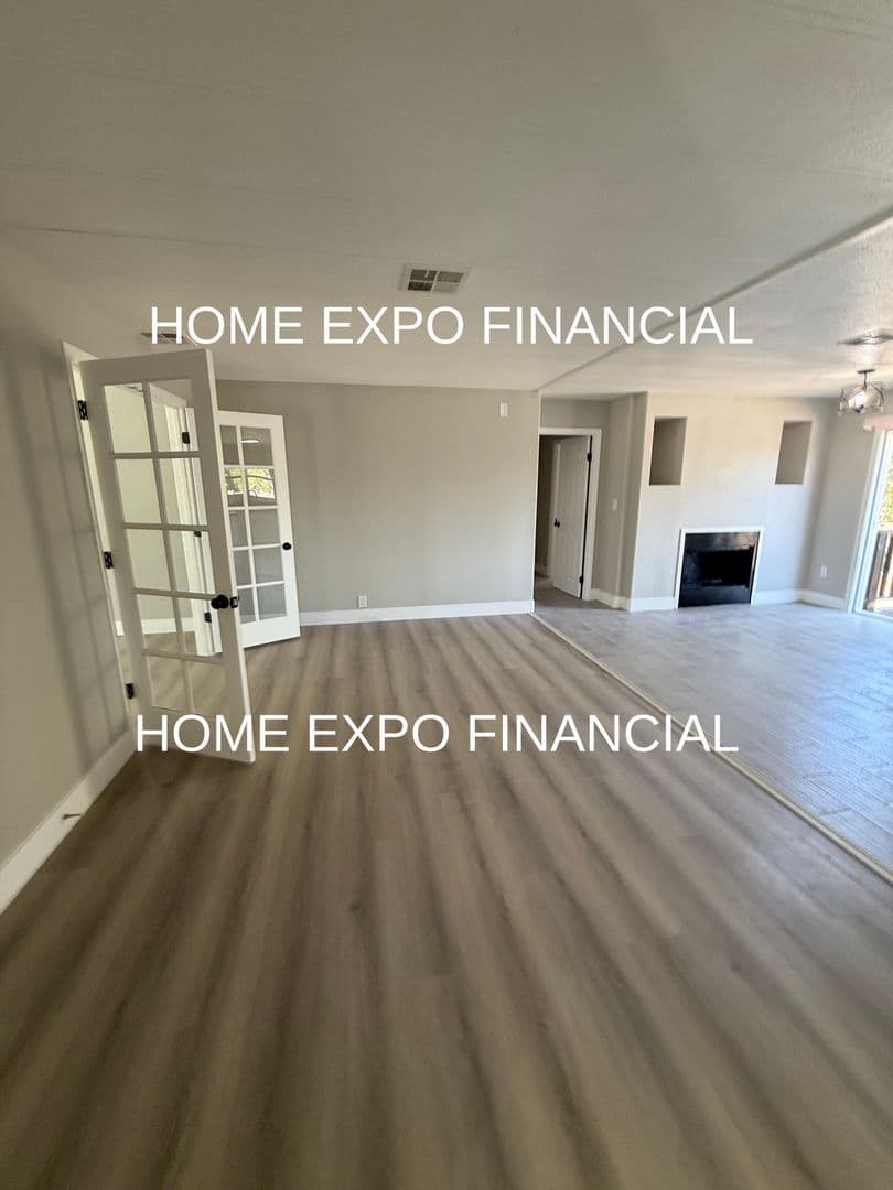 Perris House: 21660 Oak St.