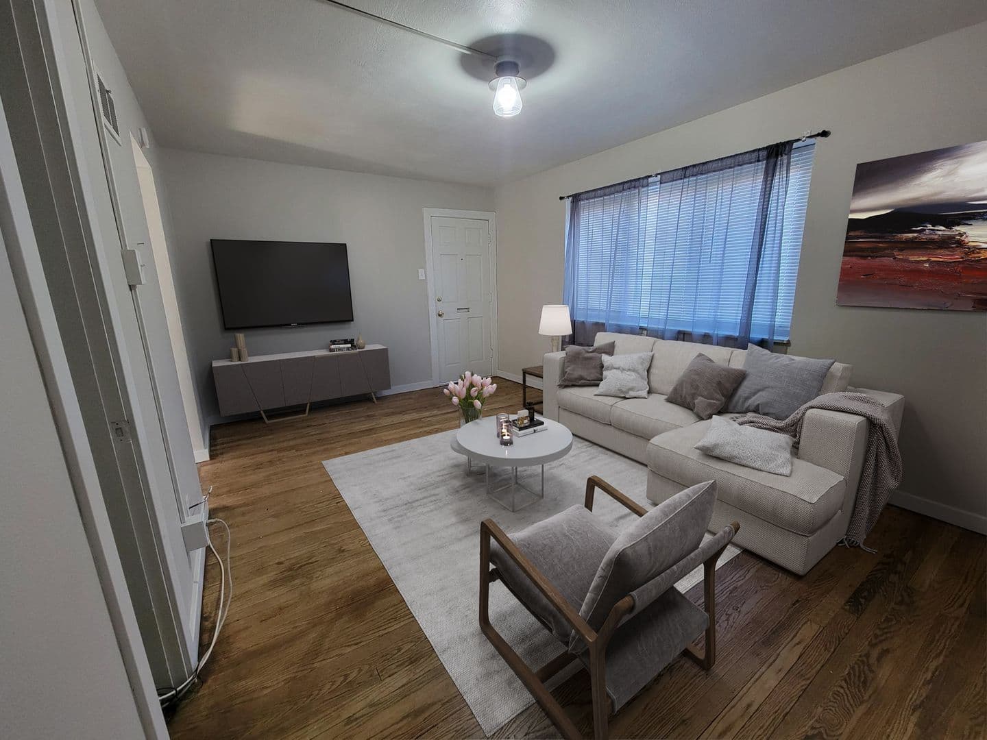 St Louis Apartment: 8700 Crocus Ln