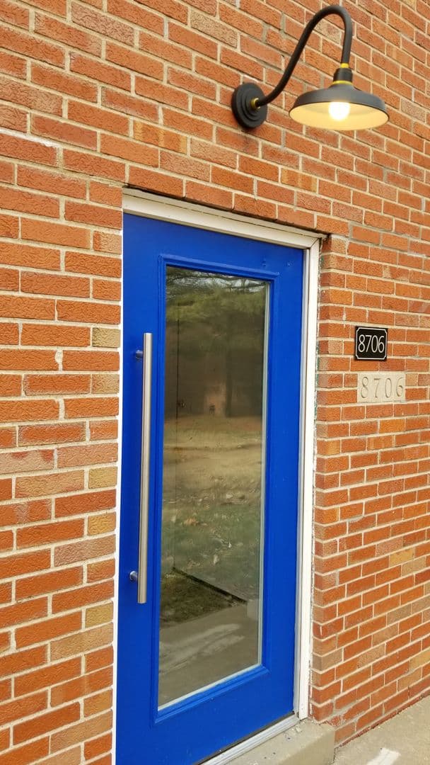 St Louis Apartment: 8700 Crocus Ln