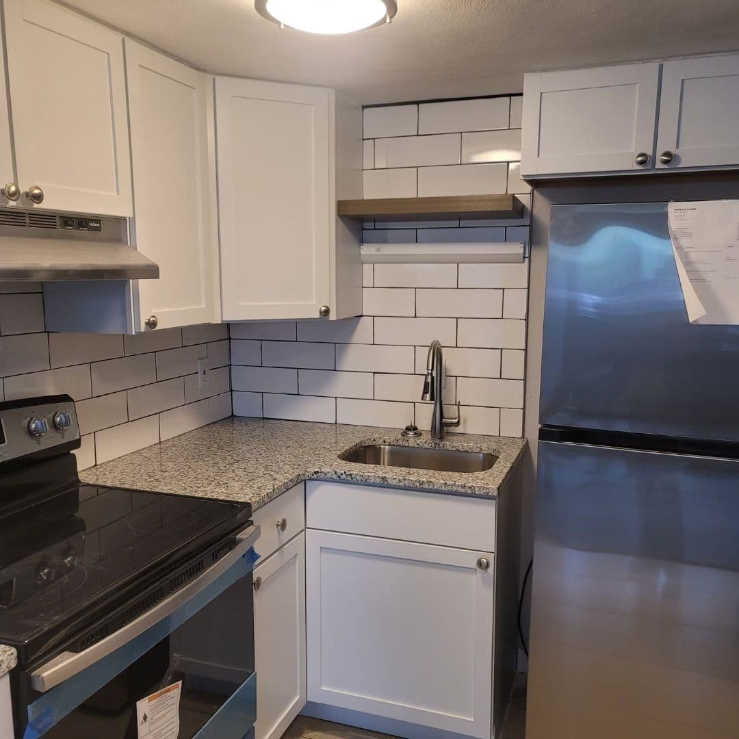 St Louis Apartment: 4192 Meramec St