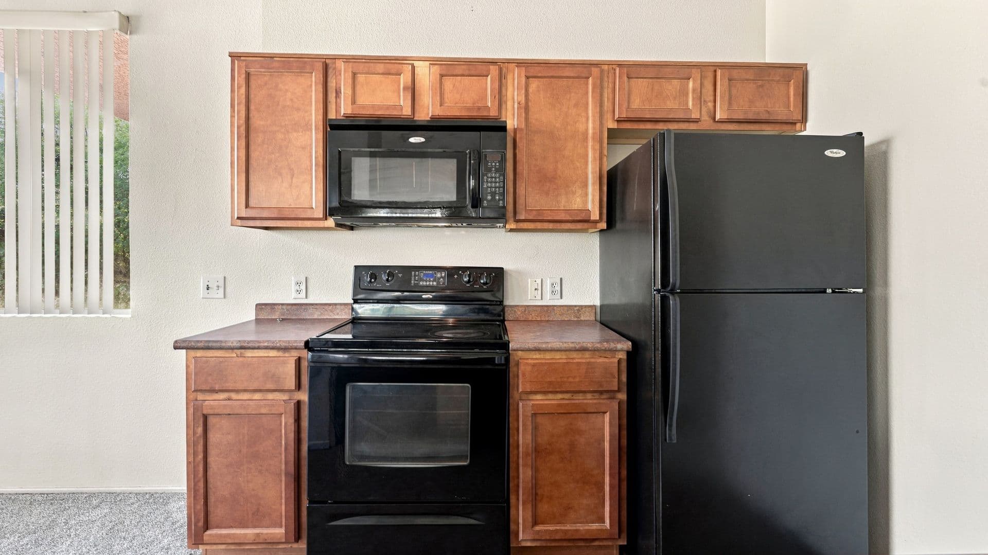 Phoenix Condo: 16013 S Desert Foothills Pkwy 2049