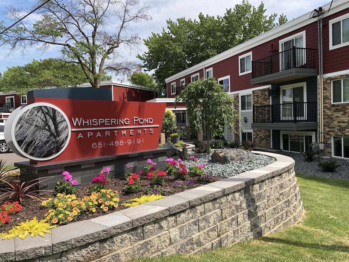 Little Canada Apartment: 180 - 210 County Road B2 E