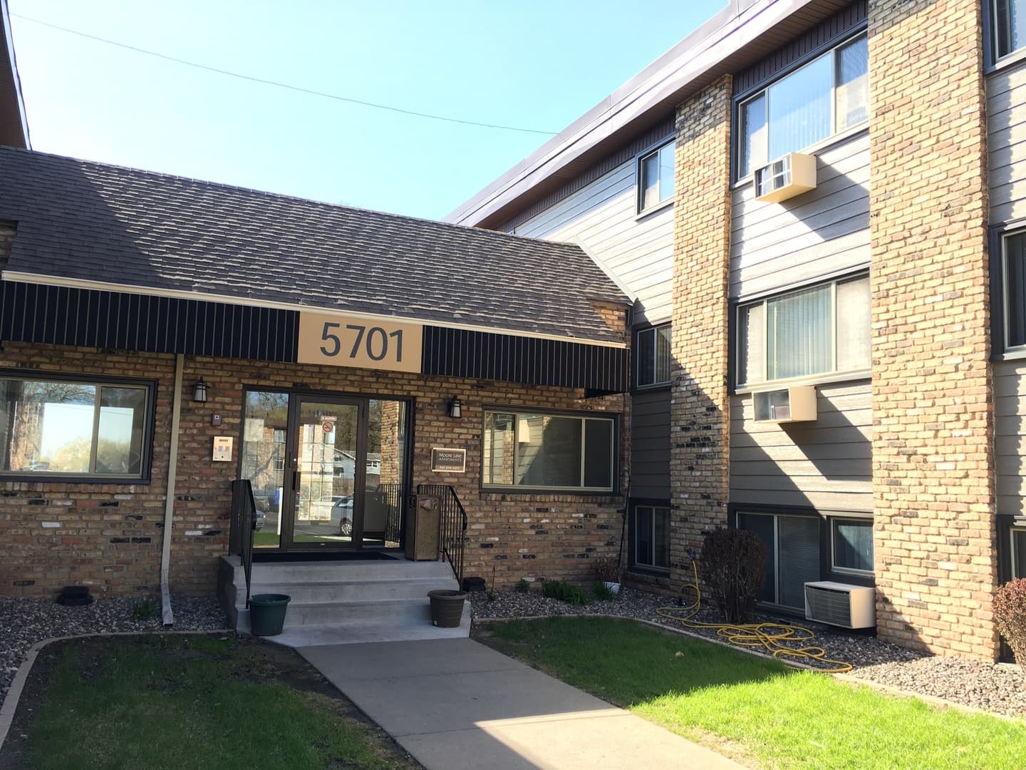 Fridley Apartment: 995 Lynde Drive & 5701 Central Avenue