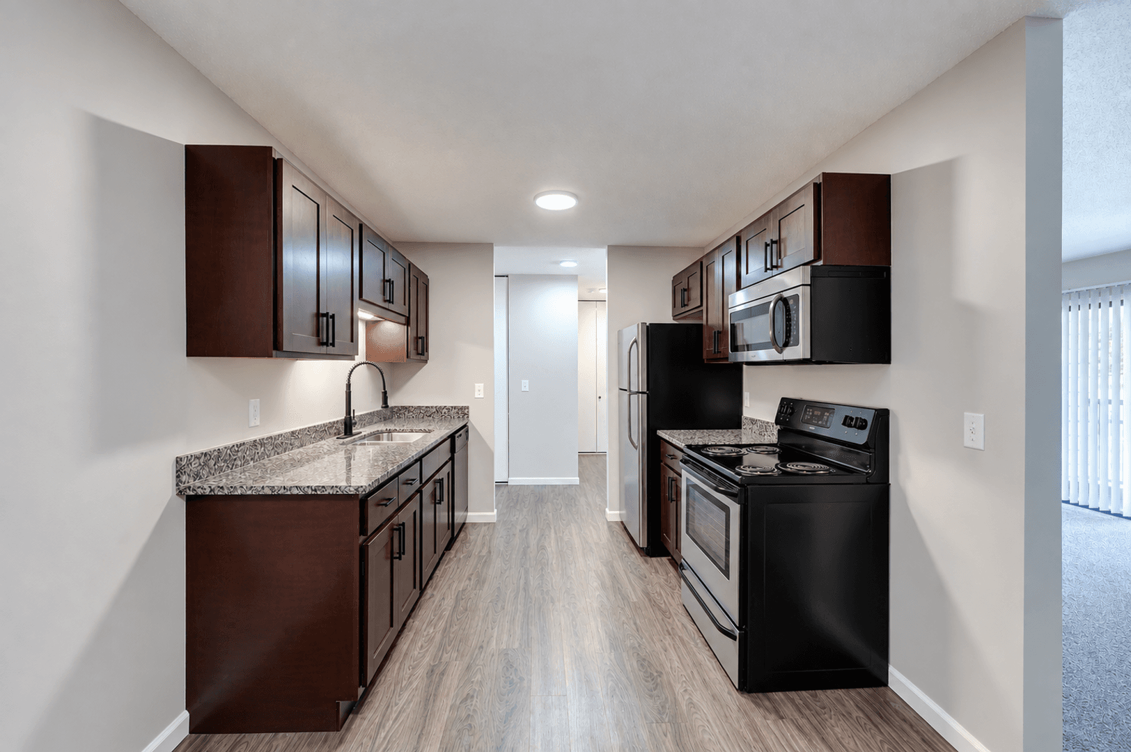 St. Paul Apartment: 1829 Furness Street