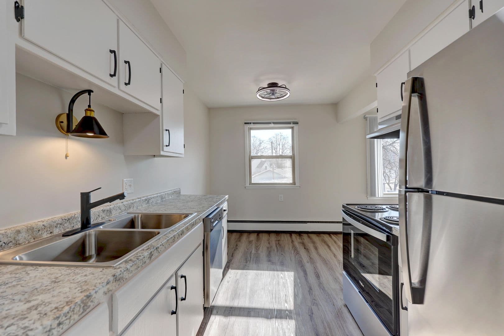 North St. Paul Apartment: 2510 E. 7th Ave.