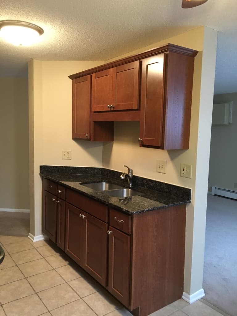 North St. Paul Apartment: 2510 E. 7th Ave.