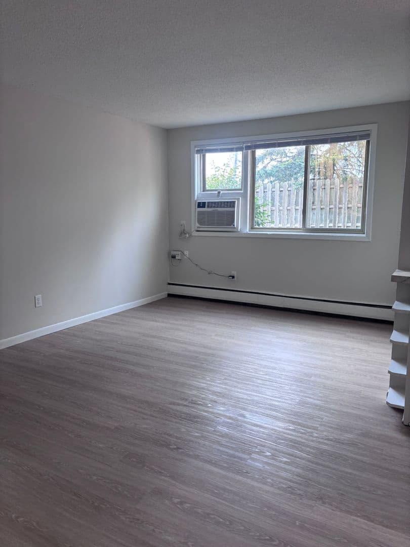 Fridley Apartment: 995 Lynde Drive & 5701 Central Avenue