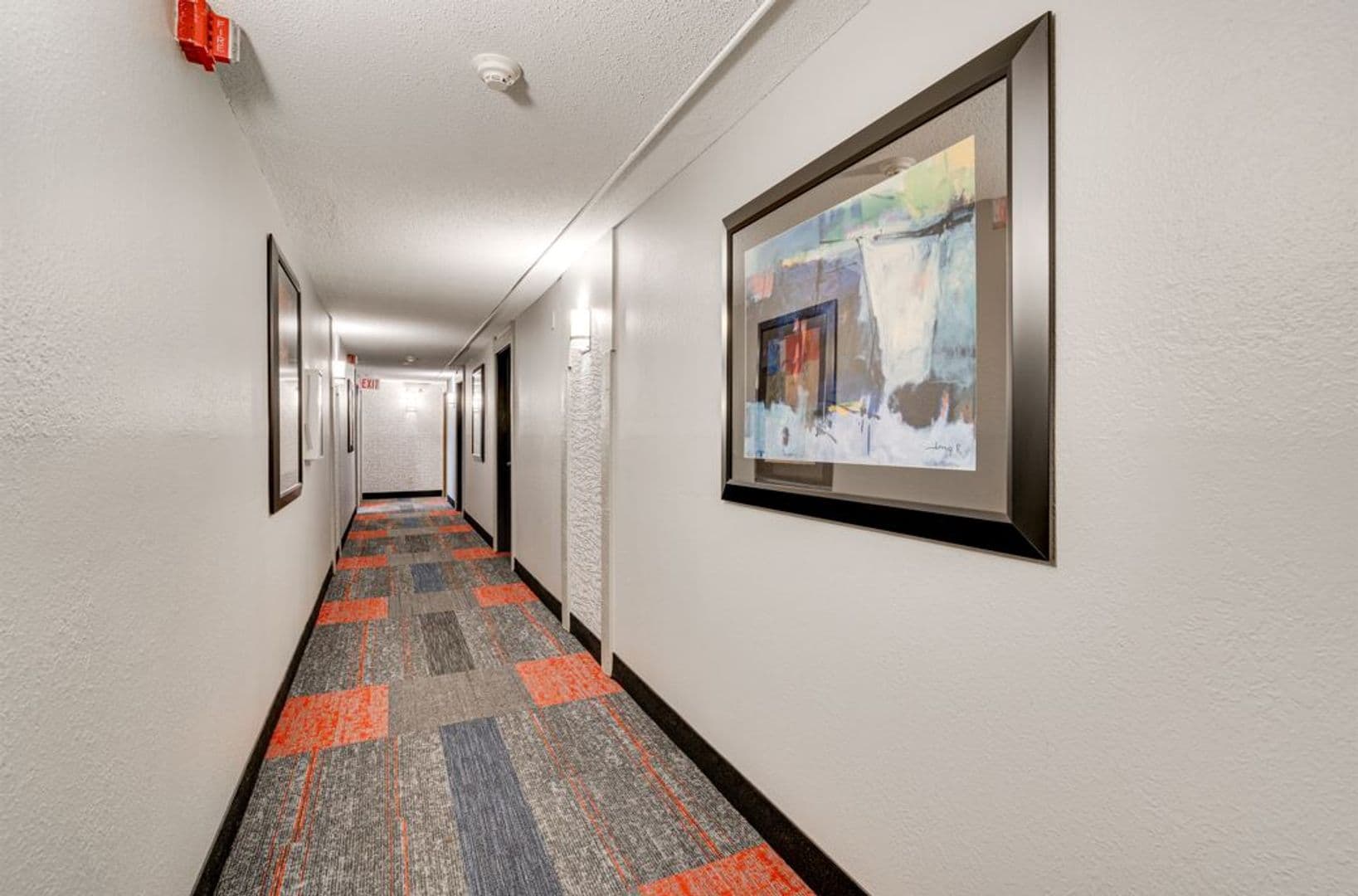 Little Canada Apartment: 180 - 210 County Road B2 E
