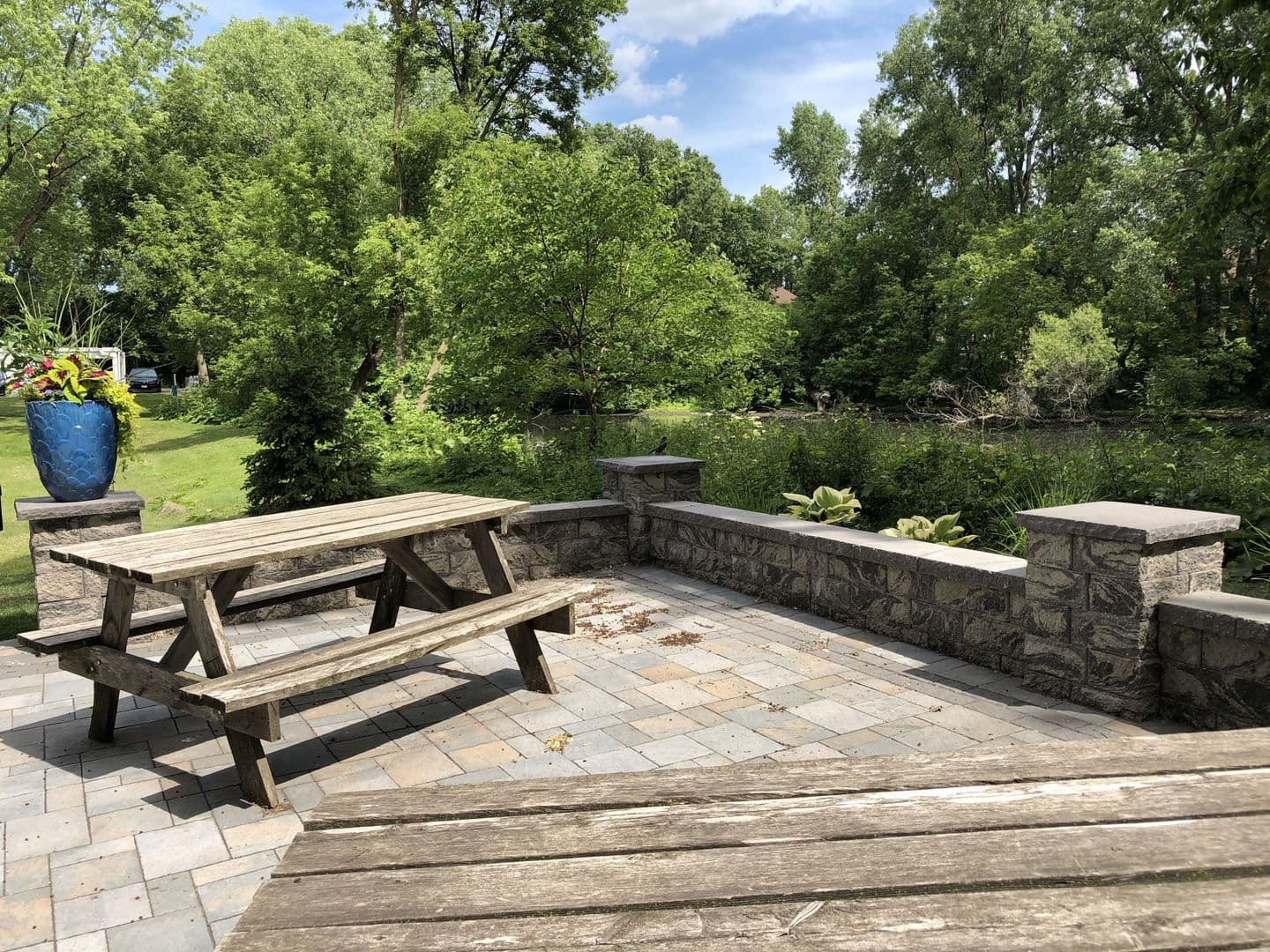 Little Canada Apartment: 180 - 210 County Road B2 E