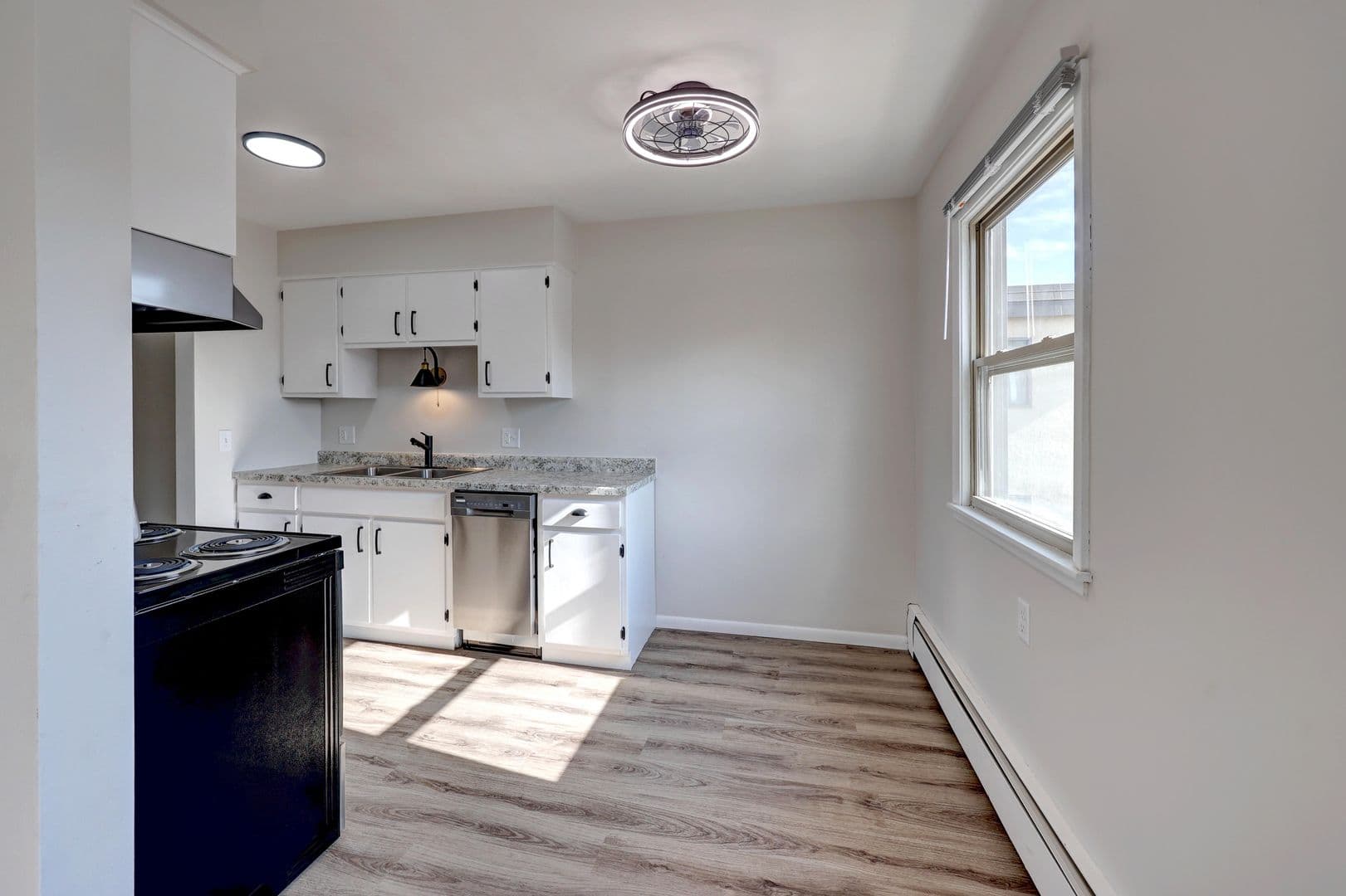 North St. Paul Apartment: 2510 E. 7th Ave.