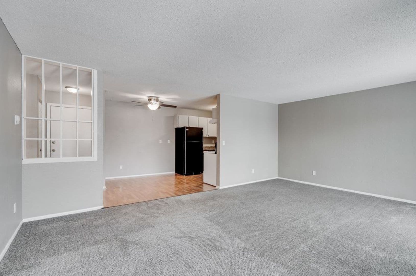 St. Paul Apartment: 99 W. California Ave. #103