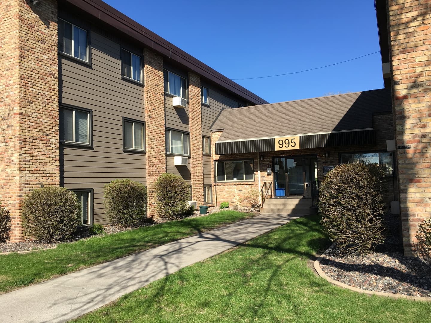Fridley Apartment: 995 Lynde Drive & 5701 Central Avenue