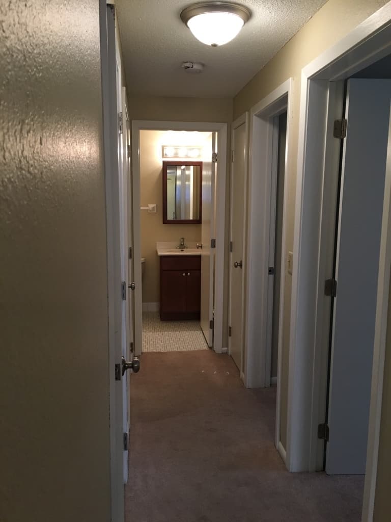North St. Paul Apartment: 2510 E. 7th Ave.