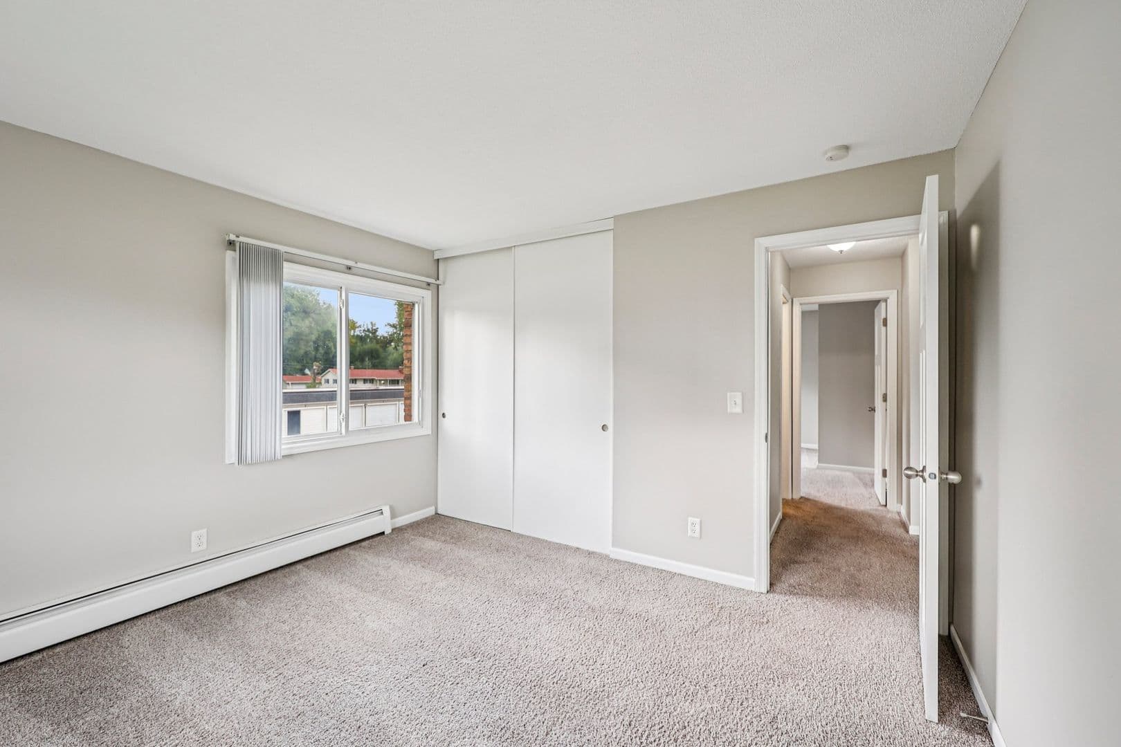 St. Paul Apartment: 1829 Furness Street