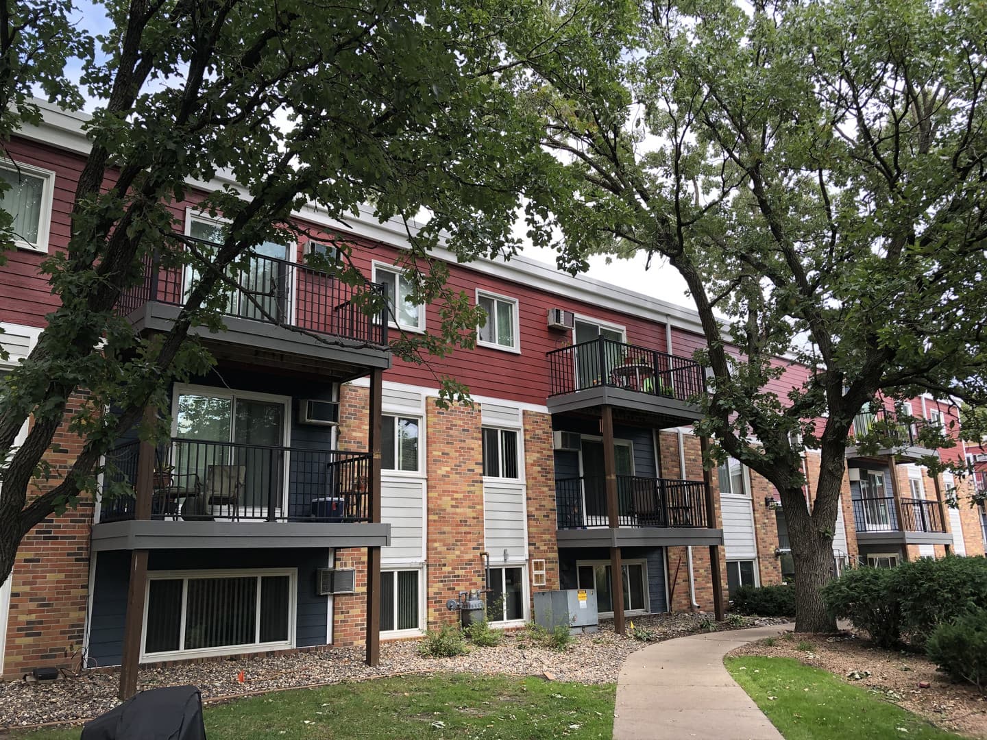 Blaine Apartment: 241 - 249 99th Ave NE