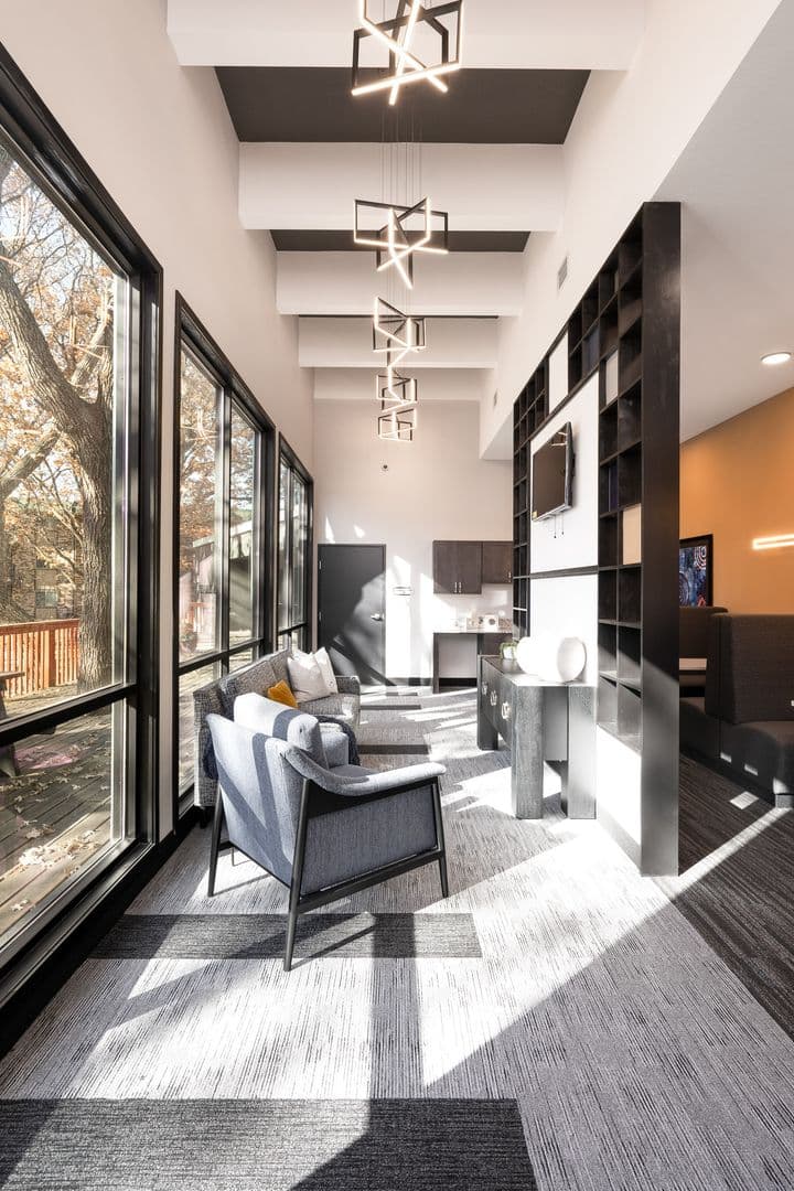 Coon Rapids Apartment: 9985 Butternut Street NW