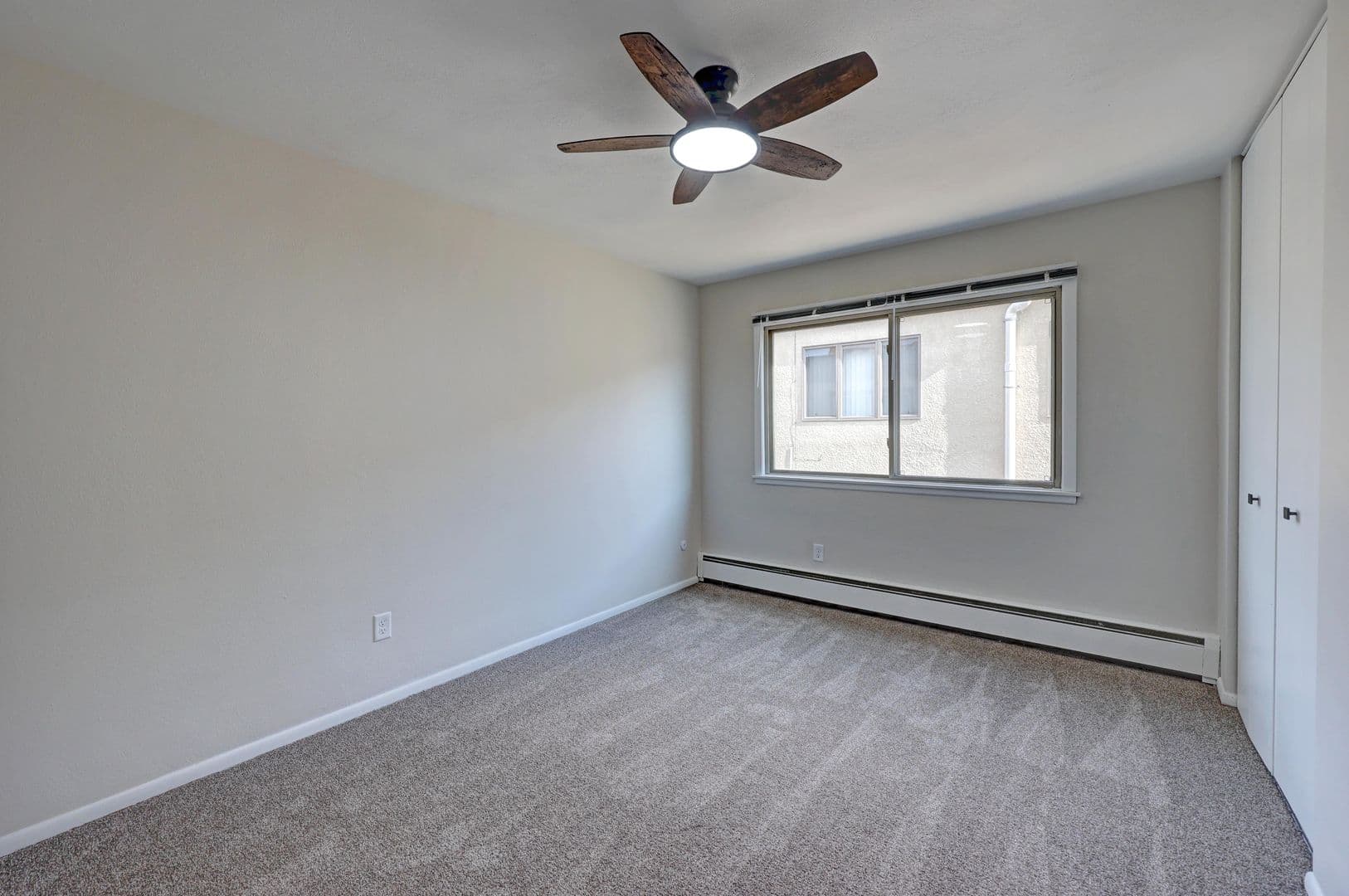 North St. Paul Apartment: 2510 E. 7th Ave.