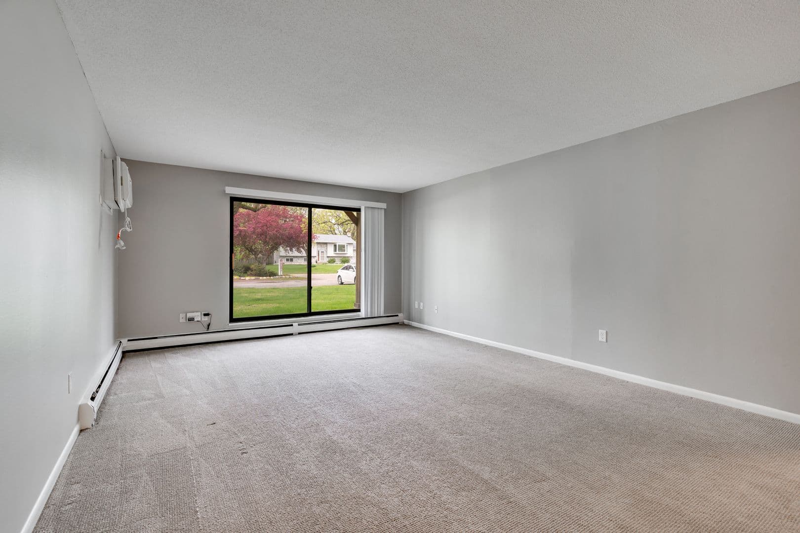 Coon Rapids Apartment: 9985 Butternut Street NW