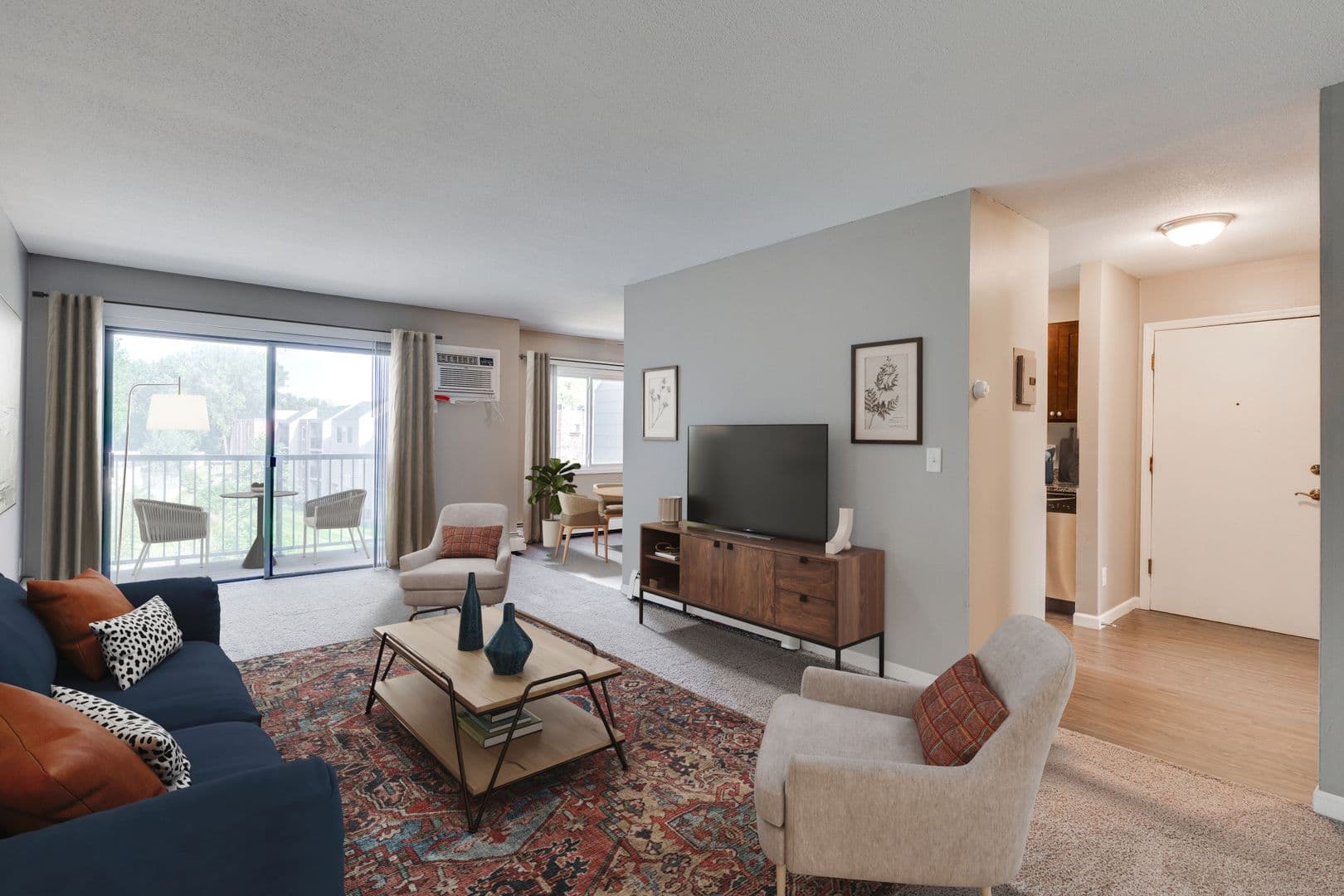 St. Paul Apartment: 1829 Furness Street