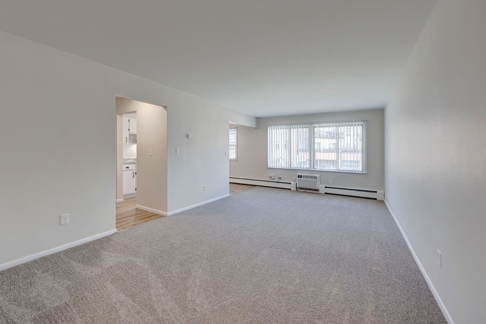 North St. Paul Apartment: 2510 E. 7th Ave.
