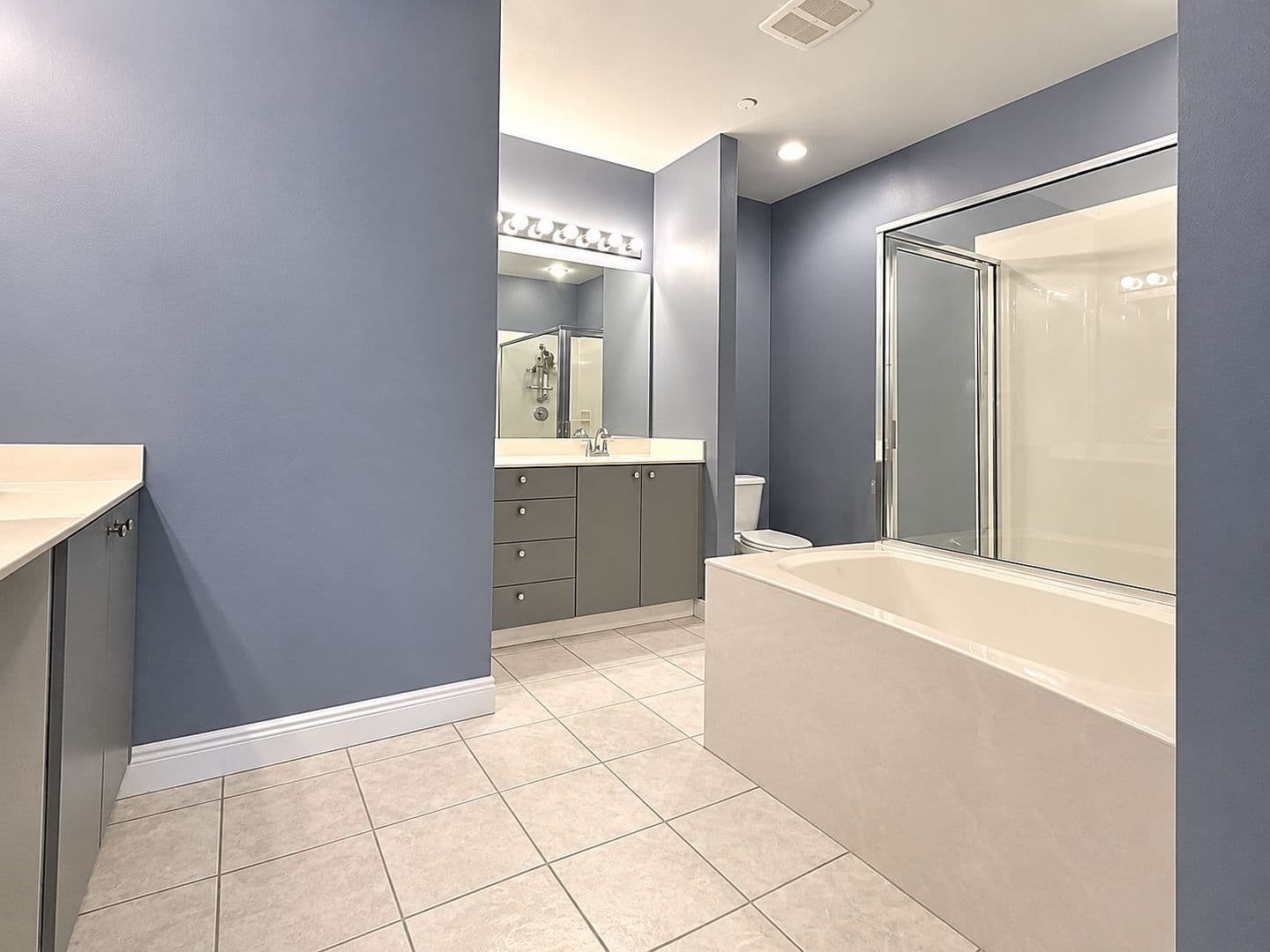 Fort Myers Condo: 14815 Laguna Dr #103