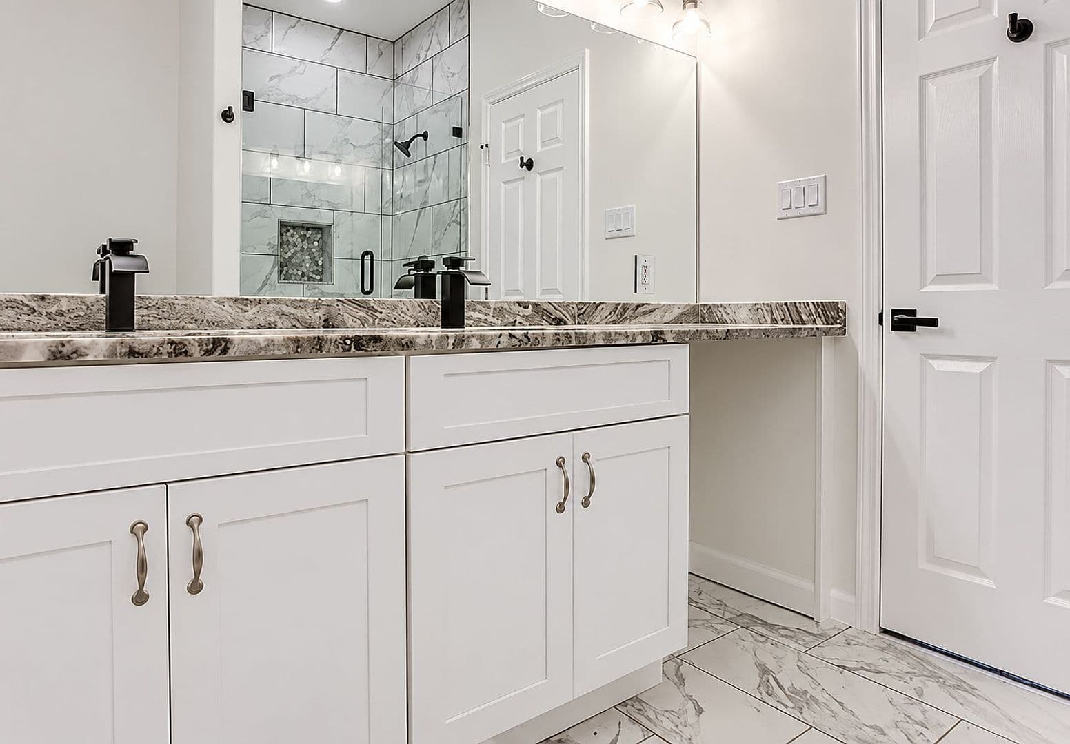 Canyon Lake House: 1583 Bonnyview Drive