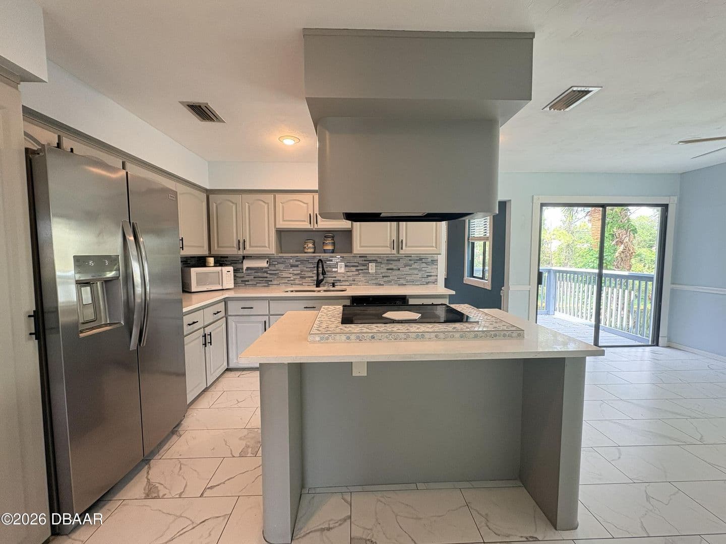 Daytona Beach House: 100 Kingbird Cir
