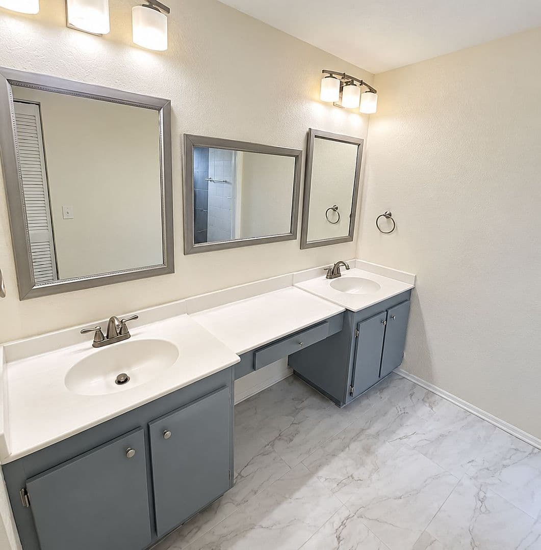 Cape Coral House: 1913 Viscaya Pkwy