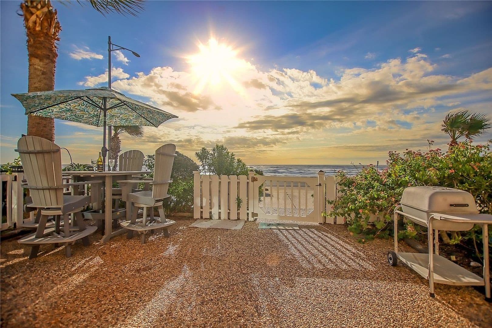 Galveston Condo: 8316 Seawall Blvd #5