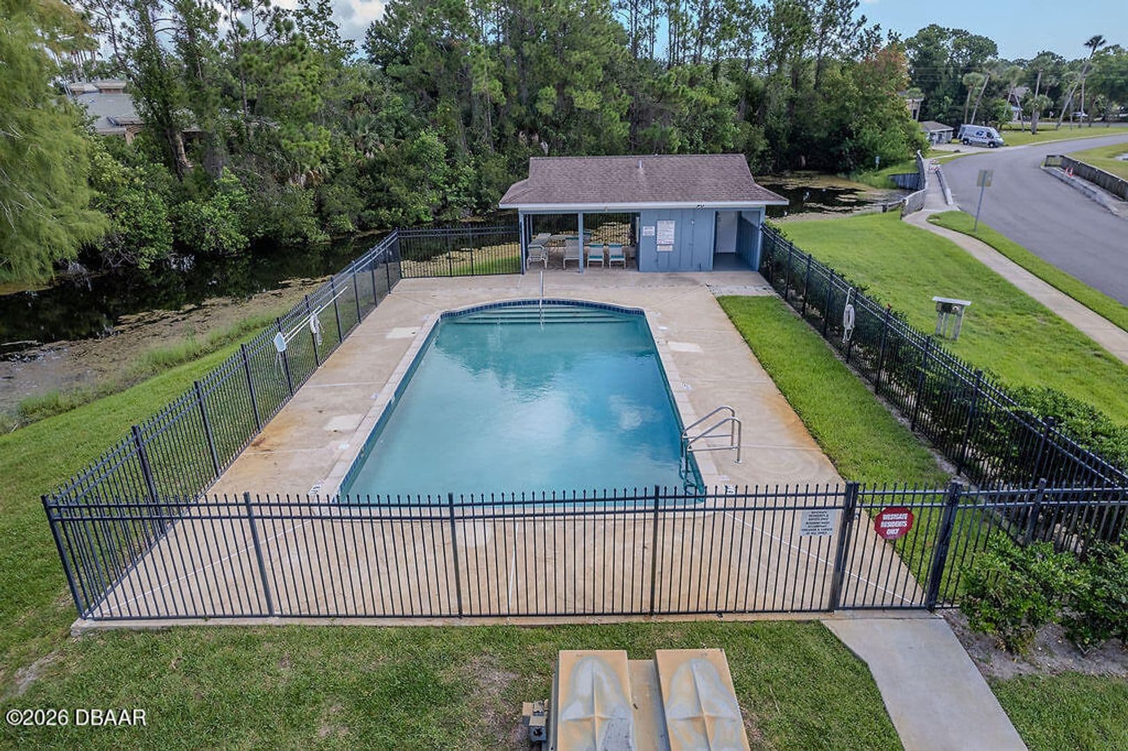 Daytona Beach House: 100 Kingbird Cir