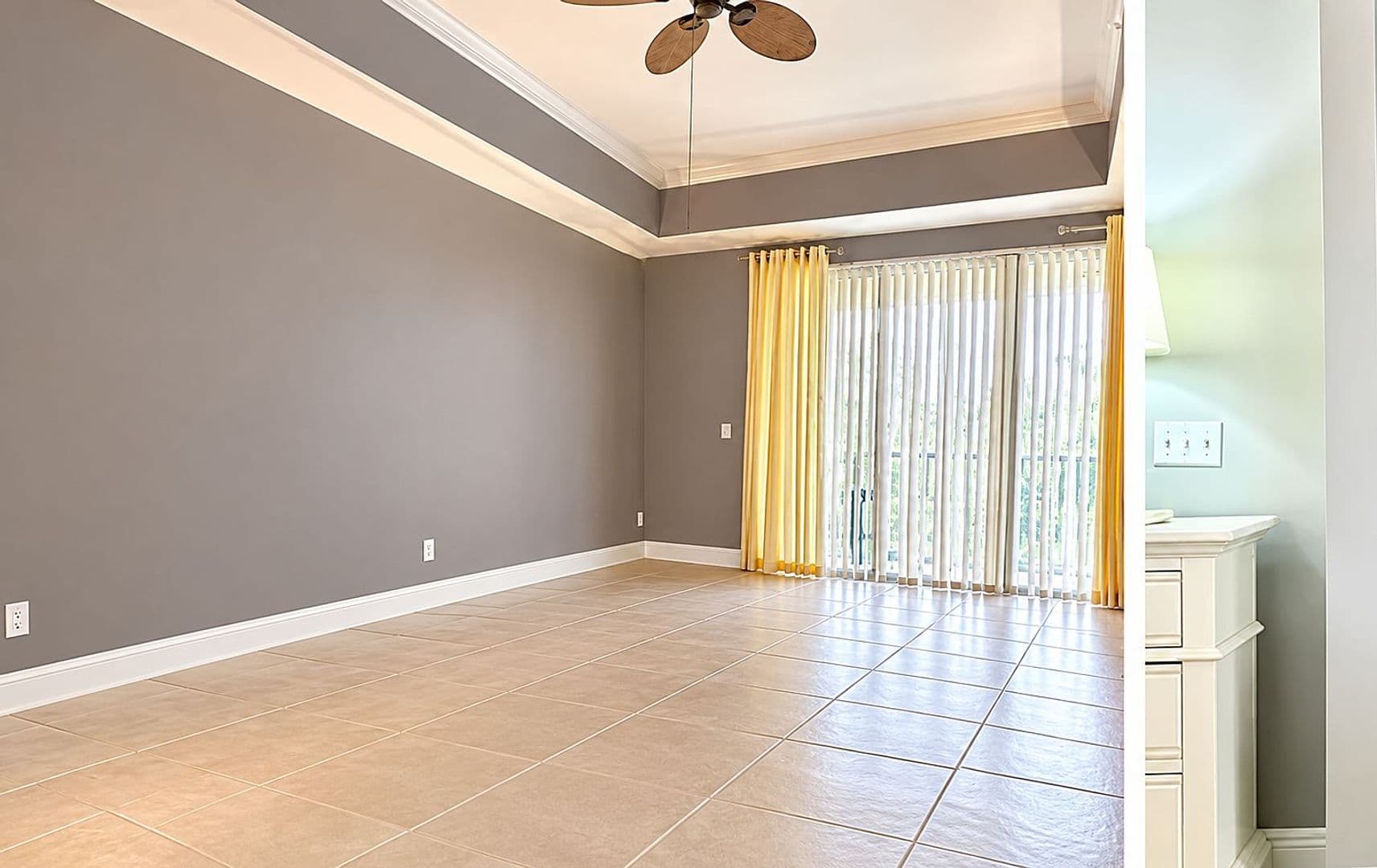 Fort Myers Condo: 14815 Laguna Dr #103