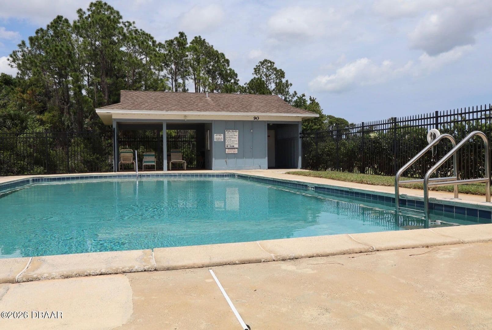 Daytona Beach House: 100 Kingbird Cir