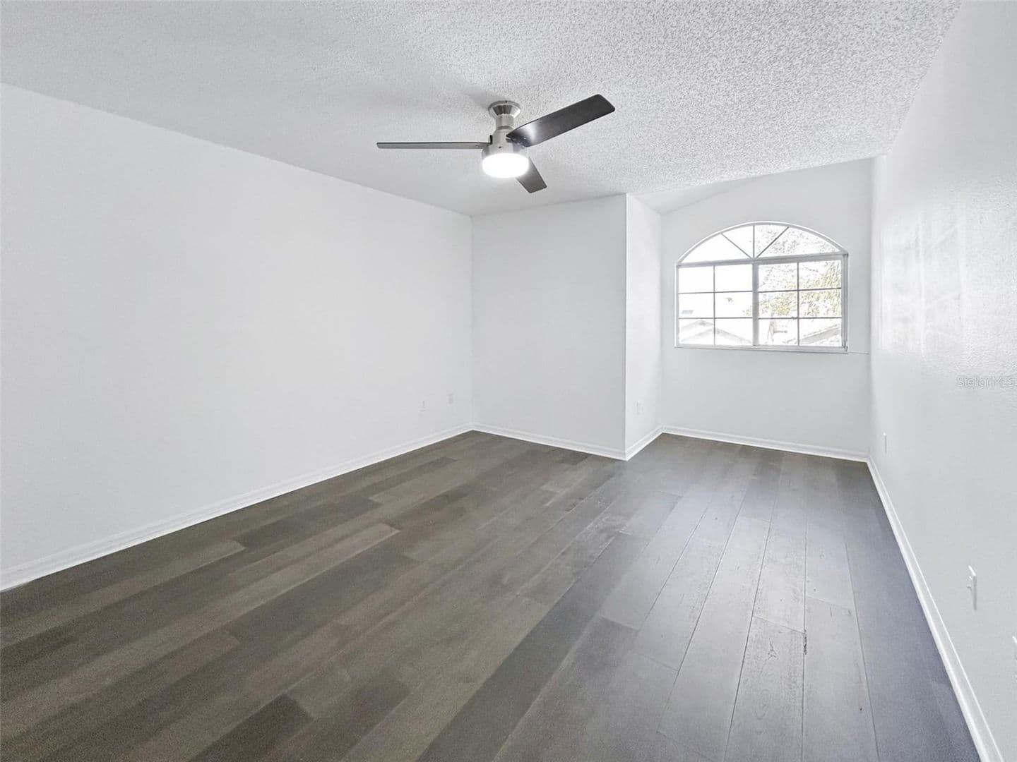 Clearwater Townhome: 2523 Northfield Lane