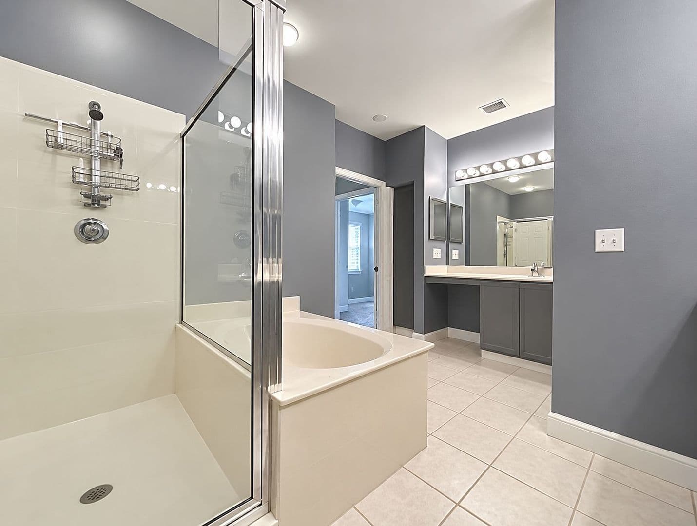 Fort Myers Condo: 14815 Laguna Dr #103
