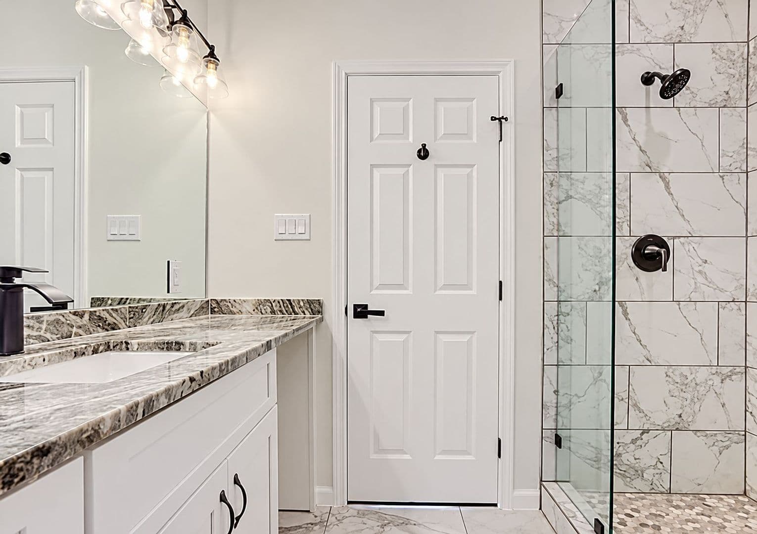 Canyon Lake House: 1583 Bonnyview Drive