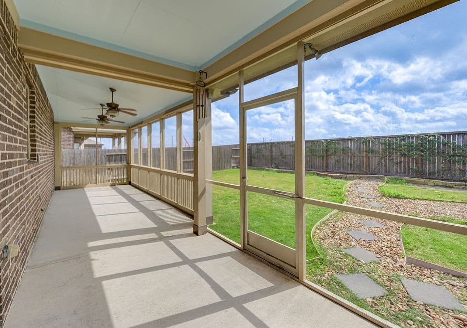 Katy House: 6734 Barrington Creek Trace