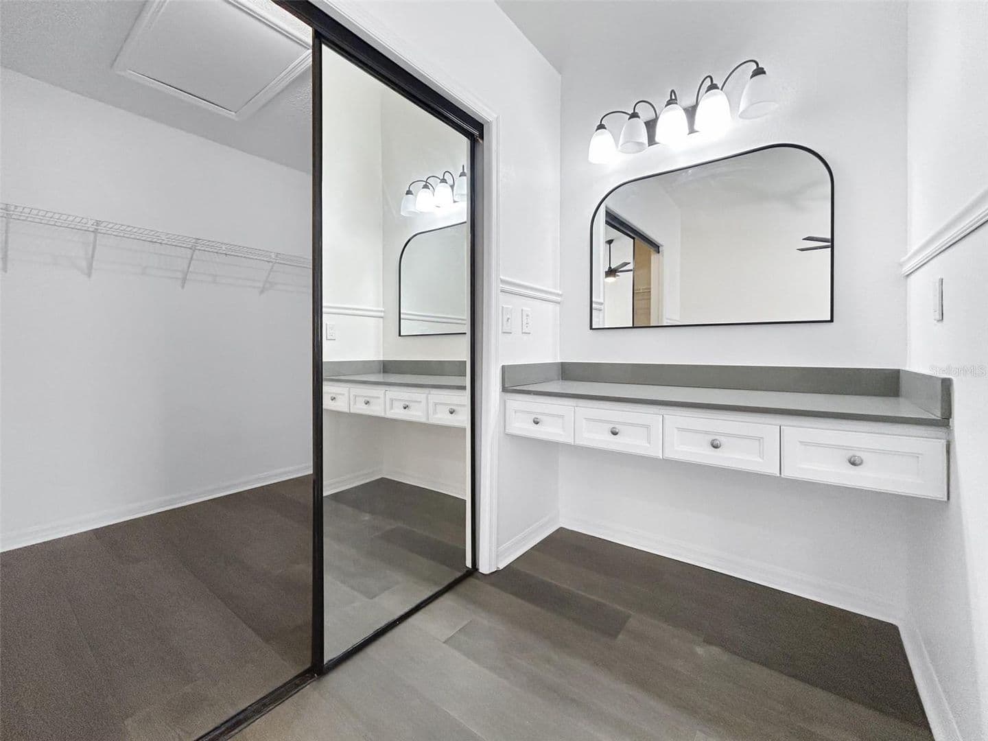 Clearwater Townhome: 2523 Northfield Lane