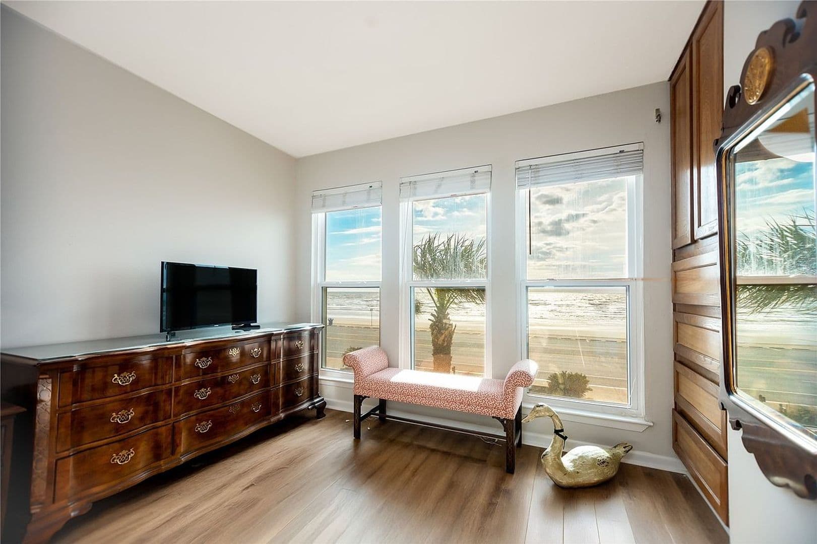 Galveston Condo: 8316 Seawall Blvd #5
