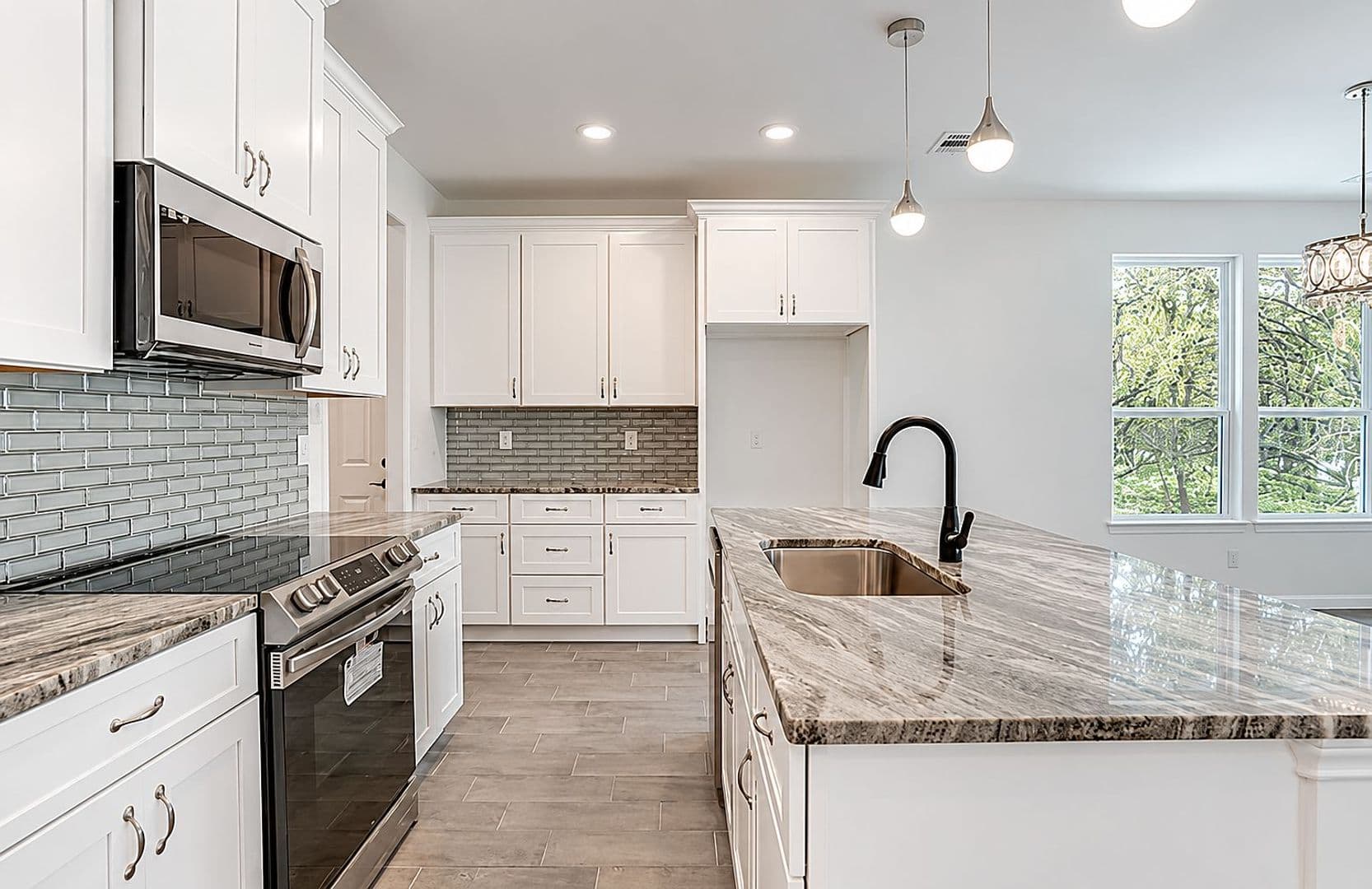 Canyon Lake House: 1583 Bonnyview Drive