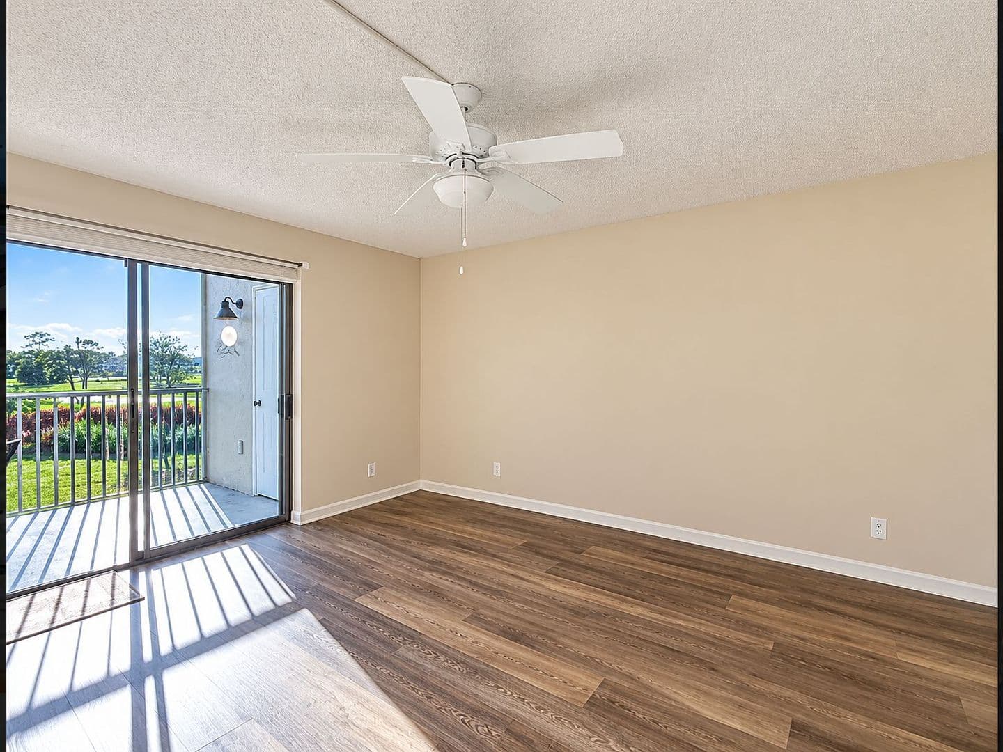 Fort Myers Condo: 1700 Pine Valley Dr Apt 205