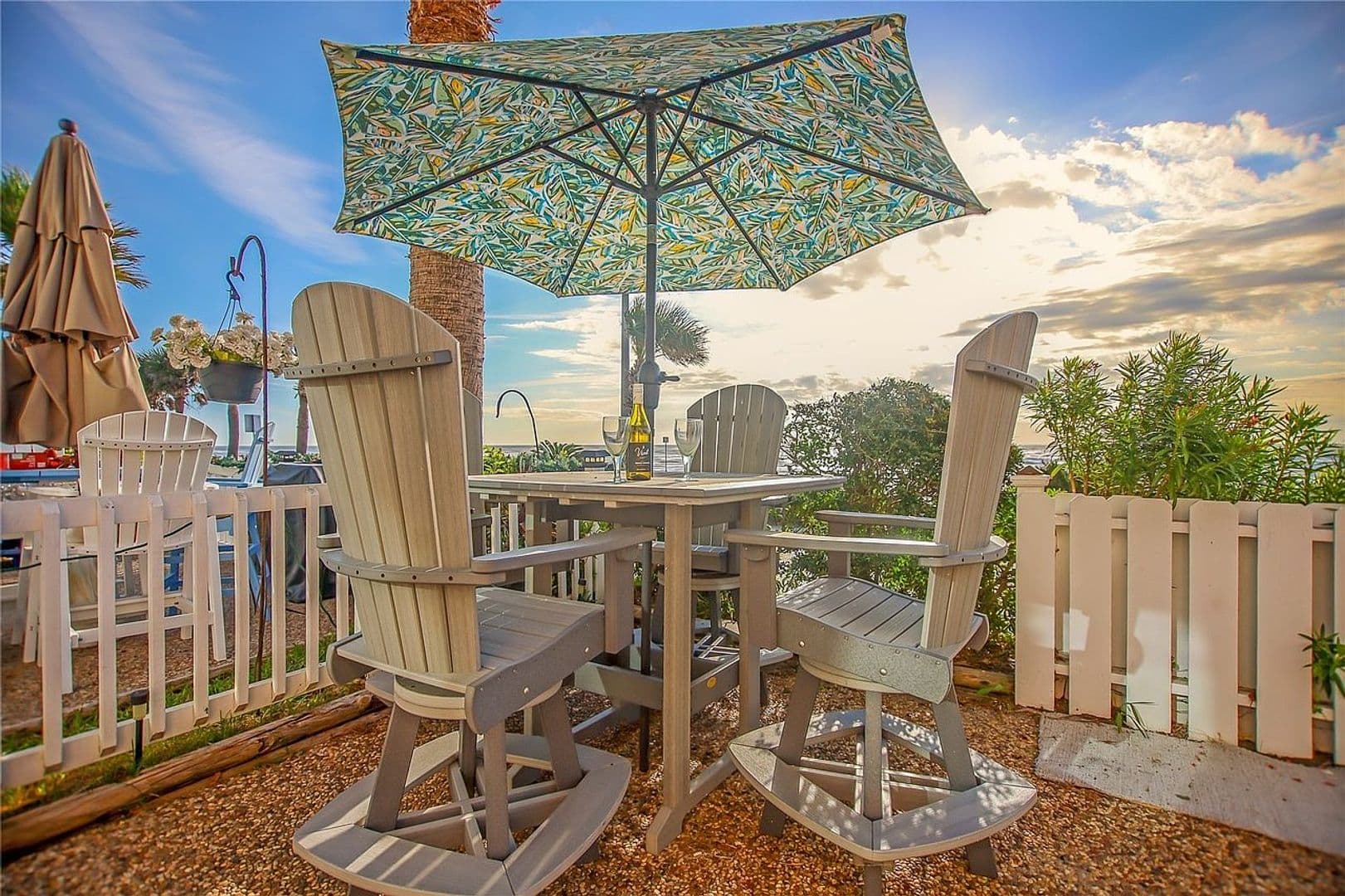 Galveston Condo: 8316 Seawall Blvd #5